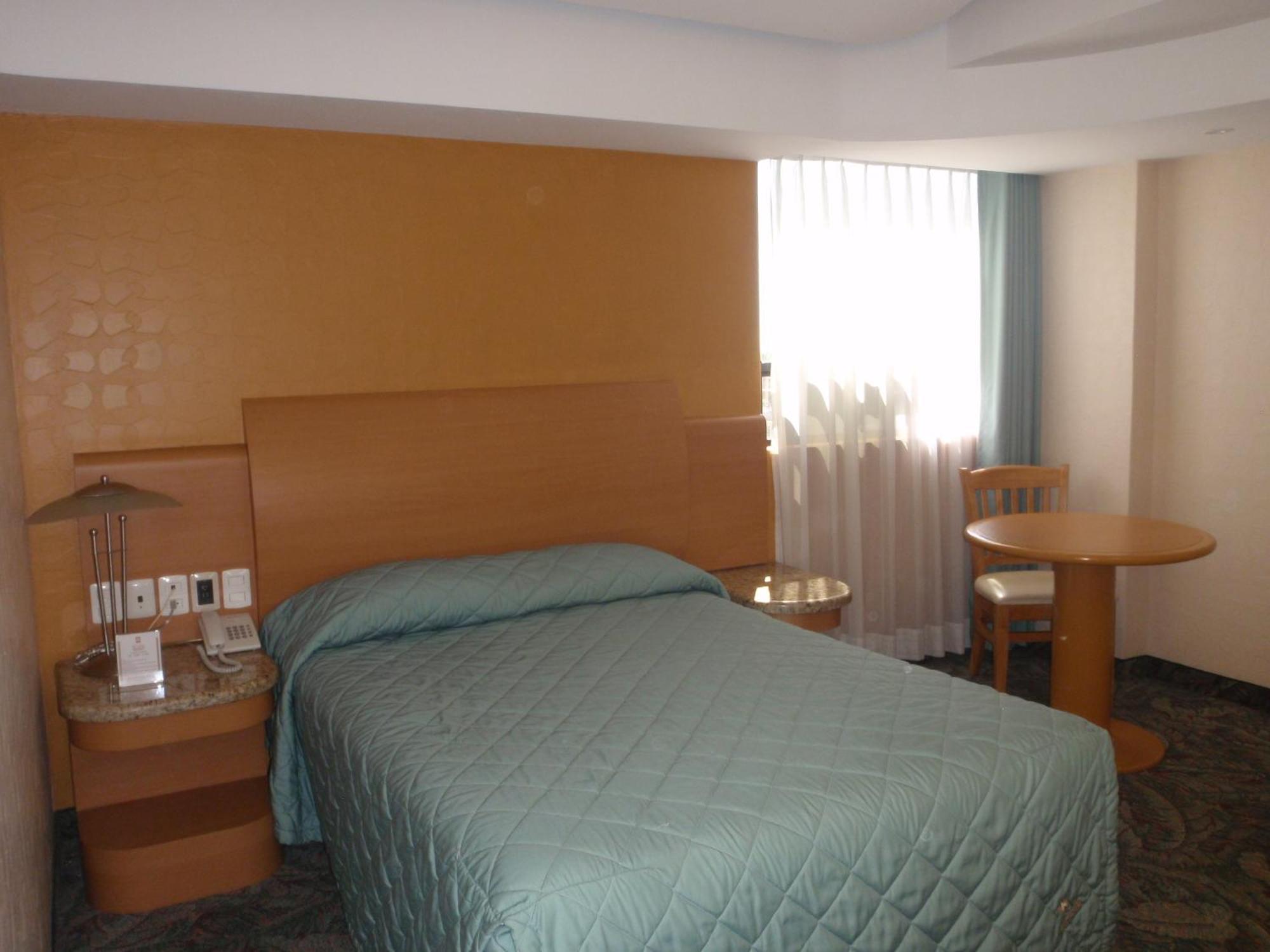 Hotel Plaza Las Fuentes San Juan San Juan Cuautlancingo Dış mekan fotoğraf