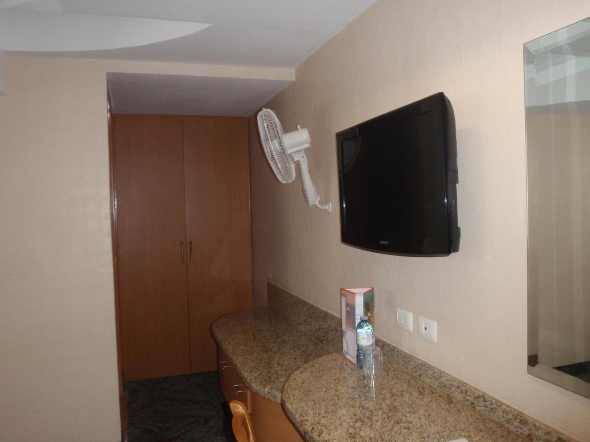 Hotel Plaza Las Fuentes San Juan San Juan Cuautlancingo Oda fotoğraf